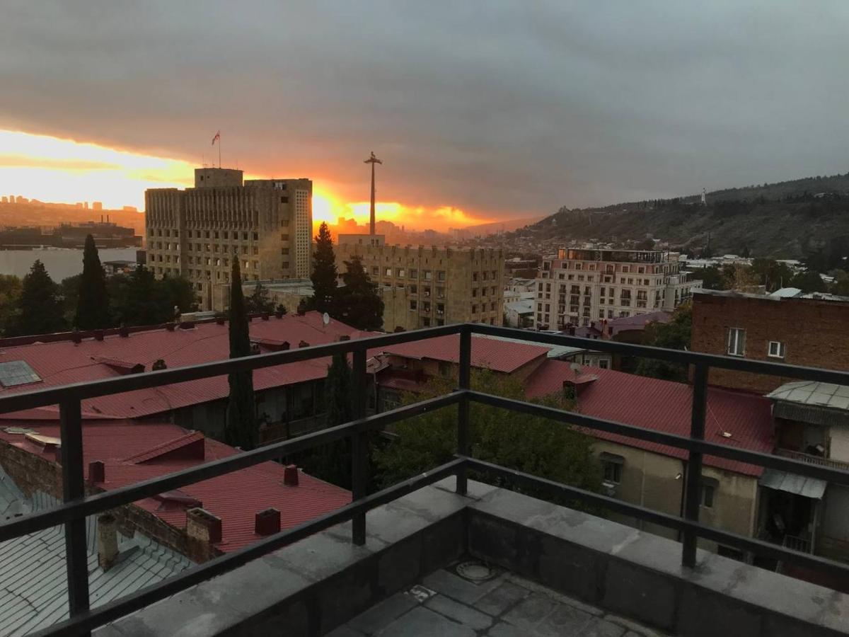 Diwan Hostel Tbilisi Luaran gambar